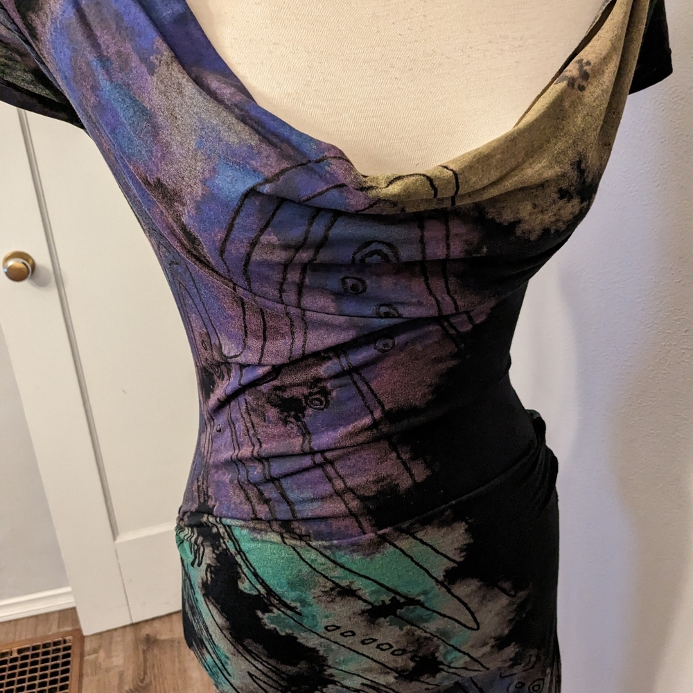 Dress - Picture 3 of 4